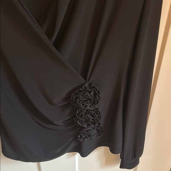 Lavena Black Faux Wrap Top with Rosettes & Long Sleeves, size S - Picture 3 of 5